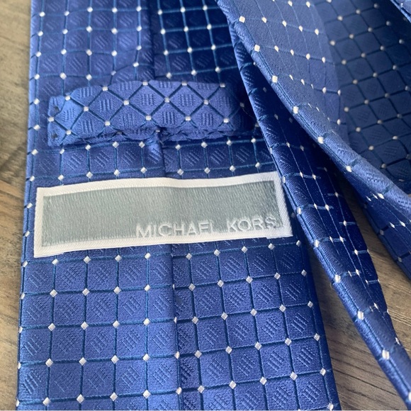 MICHAEL Michael Kors Tie 100% Silk Men’s Necktie Bundle - Picture 12 of 16
